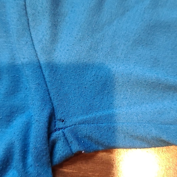 Basketball Shirt Size 4 - Picture 2 of 2